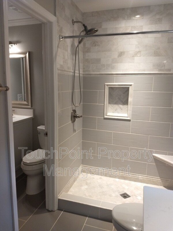 Charming 2 Story home located in the Country Place Subdivision in Matthews NC! property image