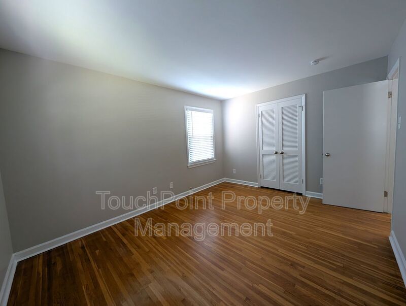 Charming split level home located in the Spring Valley Community in the South Park area of Charlotte! property image