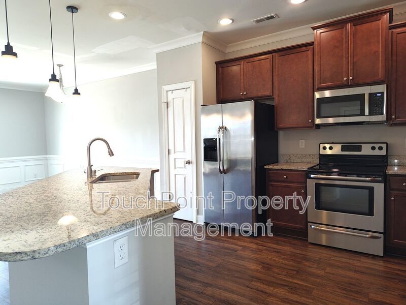 Charming Townhome located in the Settlers Landing Community in Concord NC! property image
