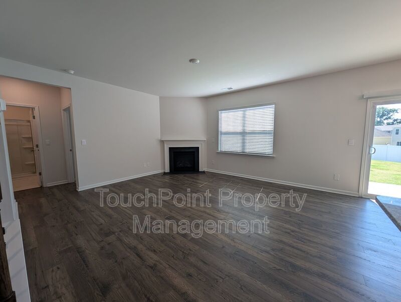 Spacious 2 story, 5 bedroom, 3 bath Home located in Secrest Commons Community! property image
