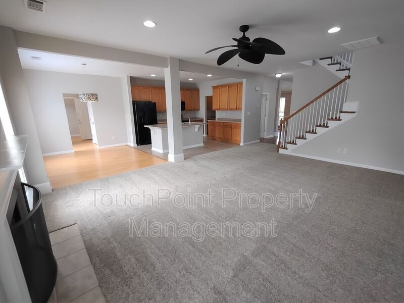 Beautiful Home located in the McCoy Crossing Community! property image
