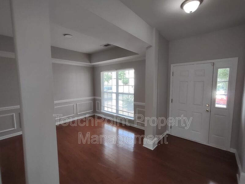 Beautiful Home located in the McCoy Crossing Community! property image