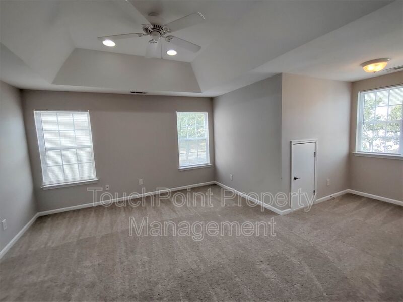 Beautiful Home located in the McCoy Crossing Community! property image