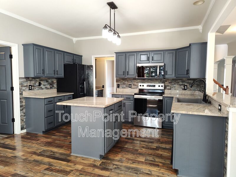 Beautiful Home located in Willowmere! property image