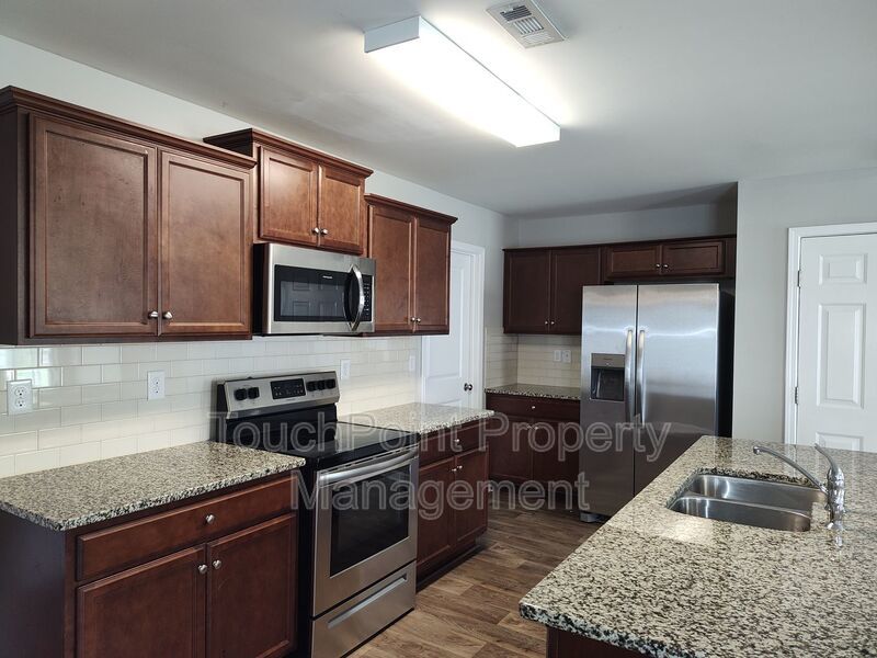 Spacious 5 Bedroom, 3 Bath Home located in Trinity at Northlake | Don’t Miss Out! property image