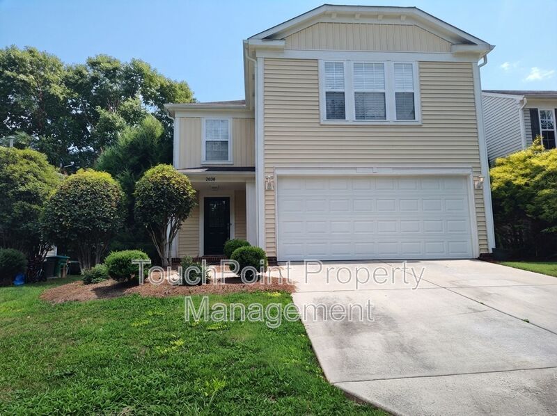 Spacious two story home located in Waxhaw! property image