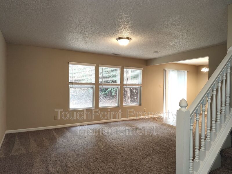 Spacious two story home located in Waxhaw! property image