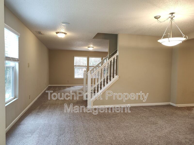 Spacious two story home located in Waxhaw! property image