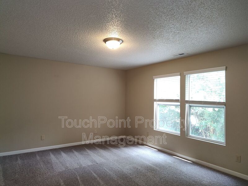 Spacious two story home located in Waxhaw! property image