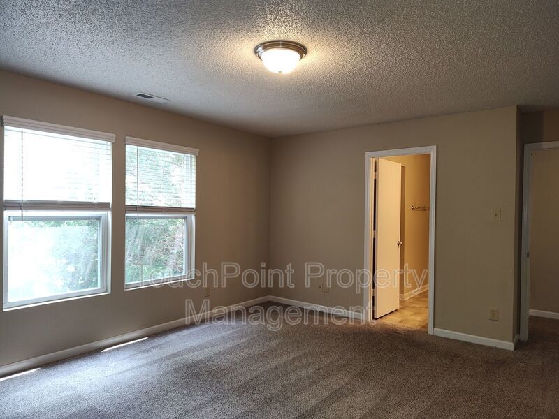 Spacious two story home located in Waxhaw! property image