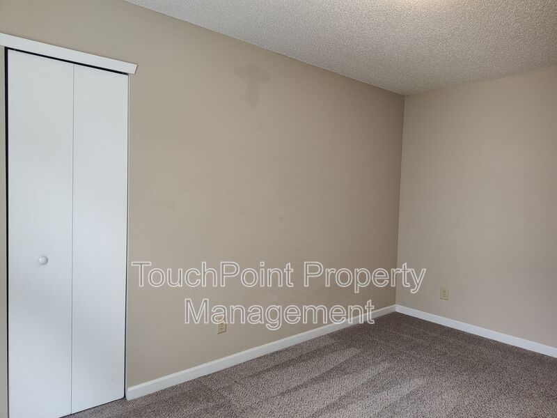 Spacious two story home located in Waxhaw! property image