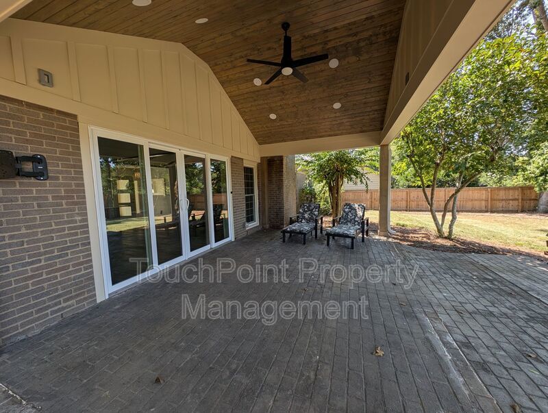 Beautiful Ranch Style Home located in The Downs Grant Community! property image