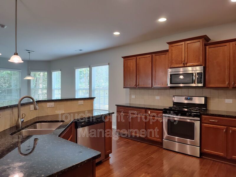 Beautiful home located in the Ardrey Woods community! property image