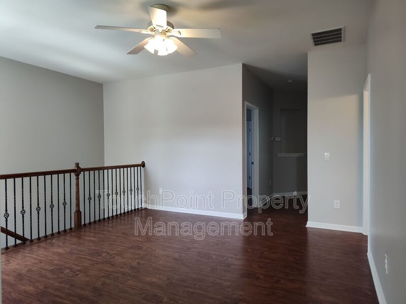 Beautiful home located in the Ardrey Woods community! property image