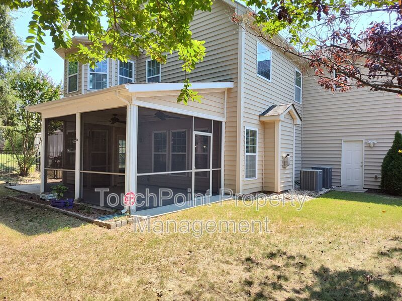 Beautiful home located in the Ardrey Woods community! property image