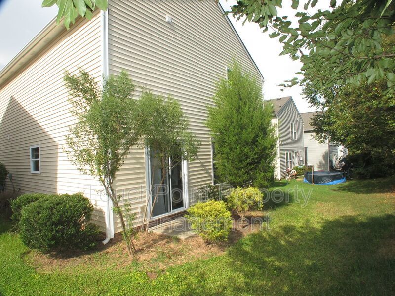 Spacious two story home located in Waxhaw! property image