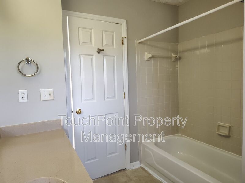 Beautiful Home located in the Ashley Farms Community! property image