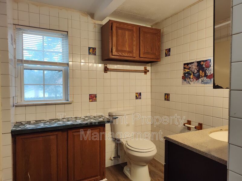 Move-in Ready duplex located in The Rockwell Park Community! property image