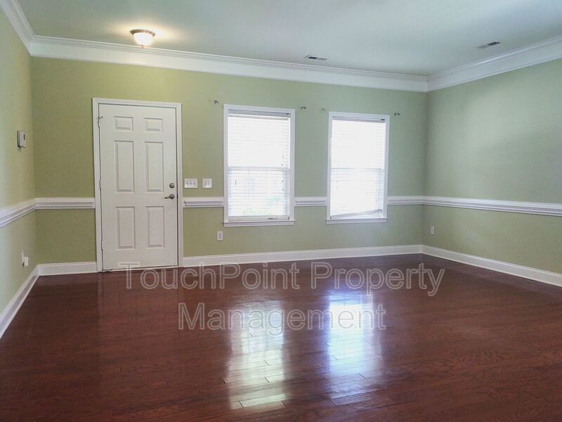 Beautiful Home located in the Hamilton Lakes Community! property image