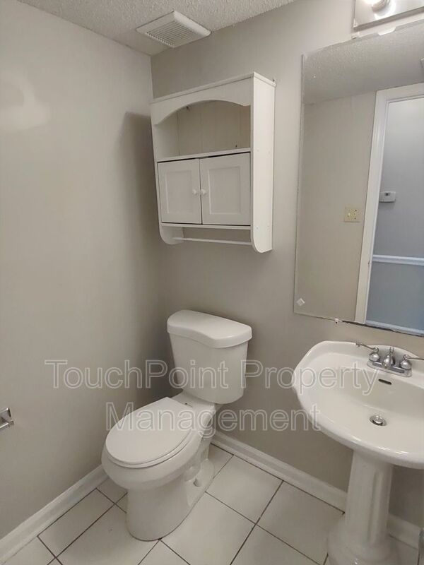 Beautiful Duplex Home Located in the Stonehaven Community! property image