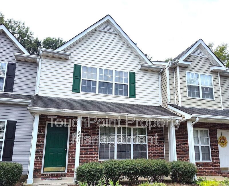 Pristine, 2 bed, 2.5 bath Townhome Located in the Roxborough II Community! property image