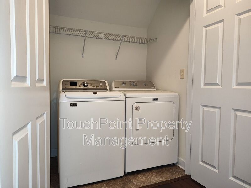 Pristine Condo Located in The Riviera II Community! property image