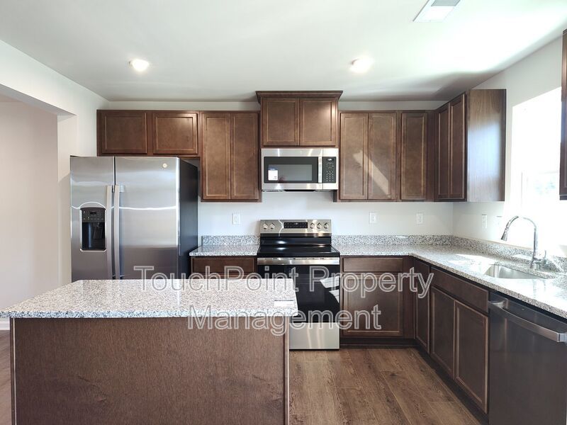 New Build Townhome located in the Dillon Lakes Community! property image