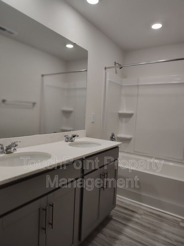 New Construction! Beautiful Home in Secrest Commons. property image