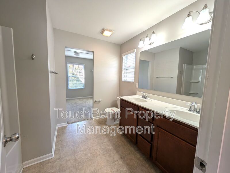 Pristine Home located in the Villages of Back Creek! property image