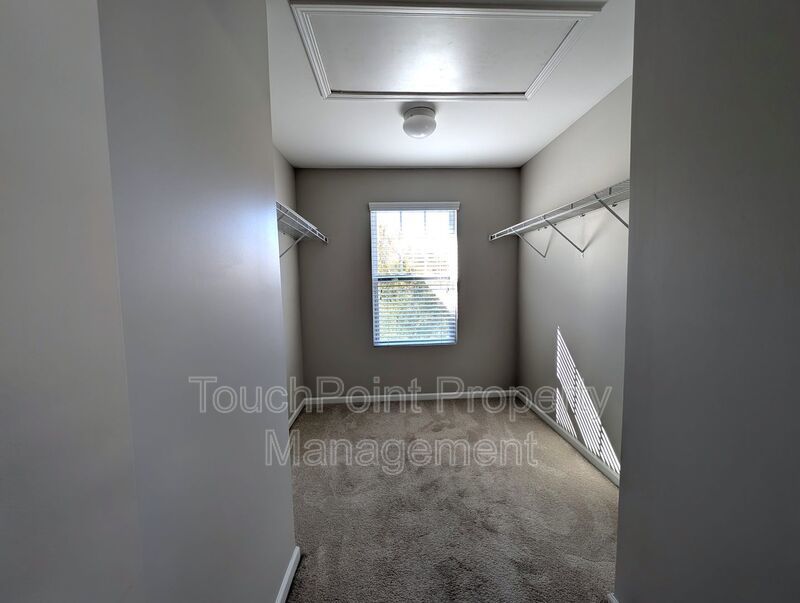 Pristine Home located in the Villages of Back Creek! property image