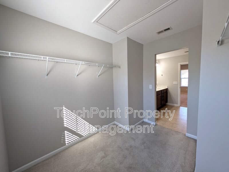 Pristine Home located in the Villages of Back Creek! property image