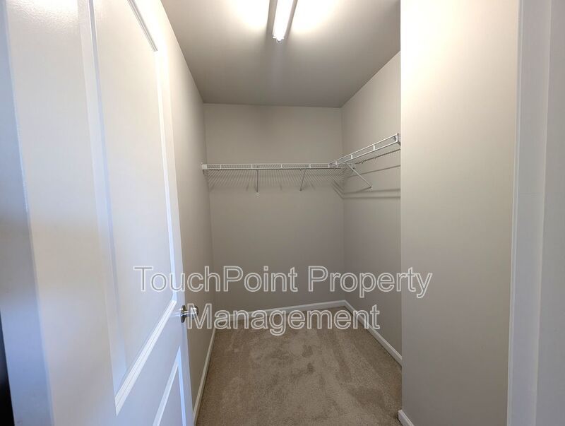 Pristine Home located in the Villages of Back Creek! property image