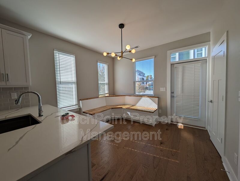 End-unit townhome in Bryant Park Terrace! 2-beds, 2-full baths, and 2-half baths. property image