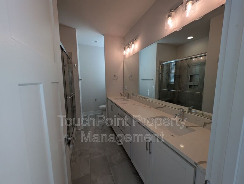 End-unit townhome in Bryant Park Terrace! 2-beds, 2-full baths, and 2-half baths. property image