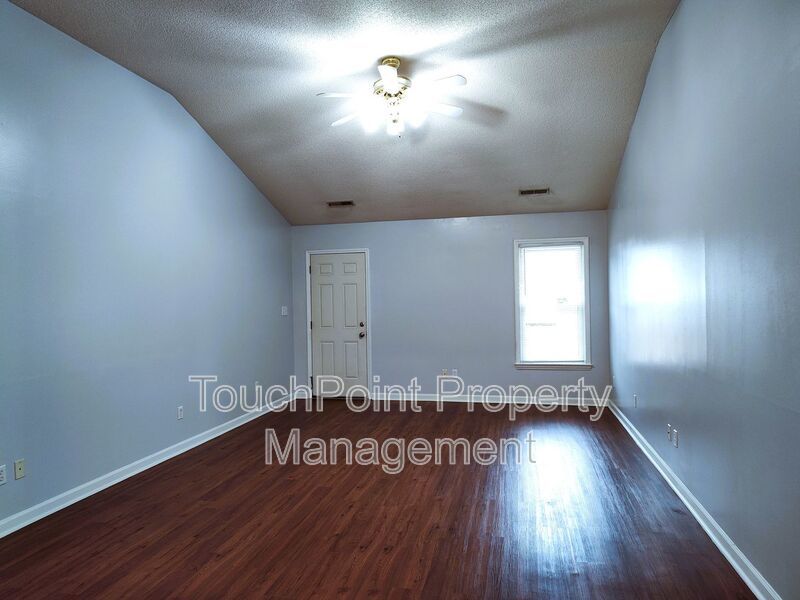 Pristine, Ranch Style Home Located in the Clubview Acres Community in Monroe property image