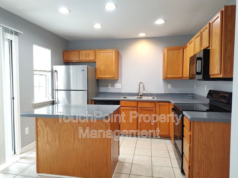 Pristine 2 Story townhome located in the Bennington Place Community! property image