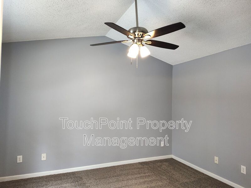 Pristine 2 Story townhome located in the Bennington Place Community! property image