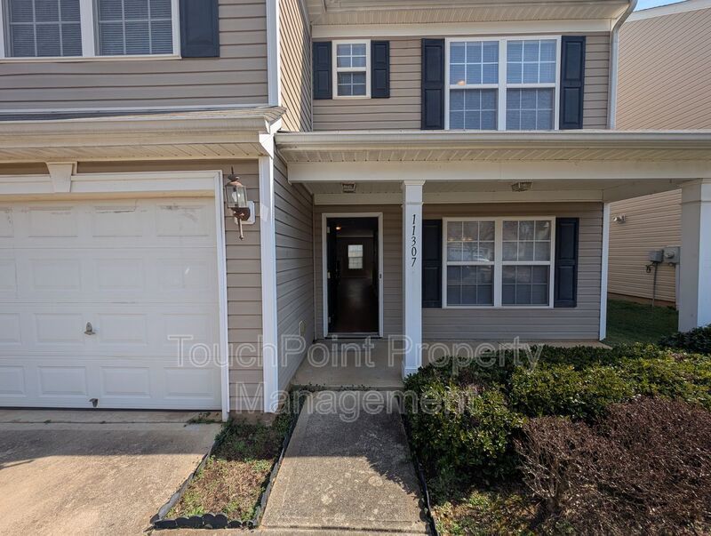 Spacious 4BR/2.5BA Home in Village at Brierfield | Don’t Miss Out! property image