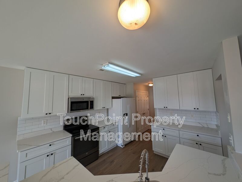 Spacious 4BR/2.5BA Home in Village at Brierfield | Don’t Miss Out! property image