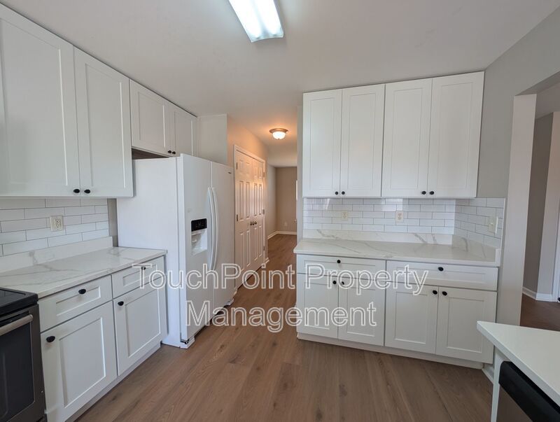 Spacious 4BR/2.5BA Home in Village at Brierfield | Don’t Miss Out! property image