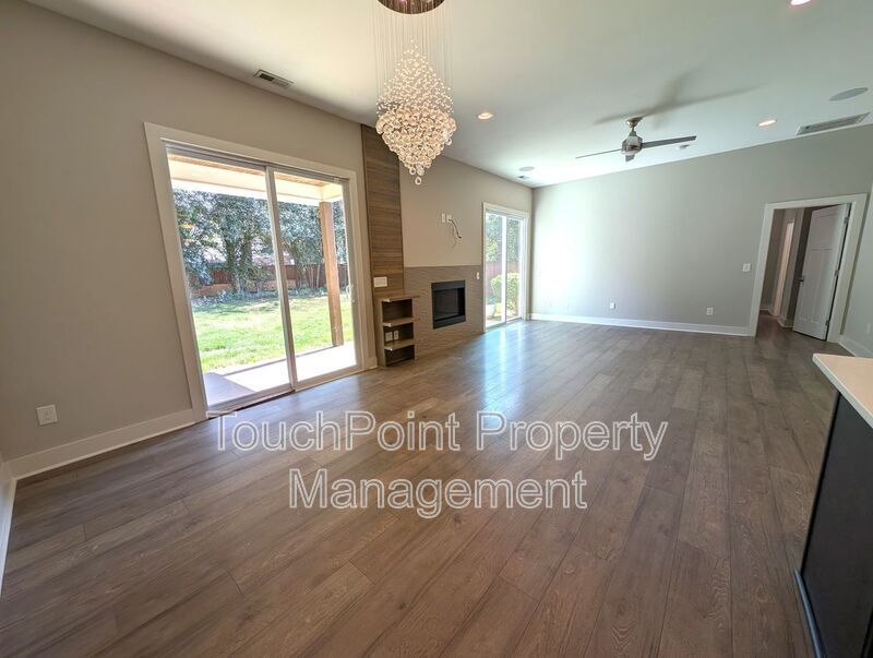 Stunning Contemporary 2 story, 4 bedroom, 3 full bath home is Located in the Merry Oaks Community! property image