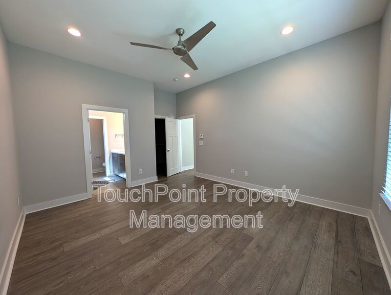 Stunning Contemporary 2 story, 4 bedroom, 3 full bath home is Located in the Merry Oaks Community! property image