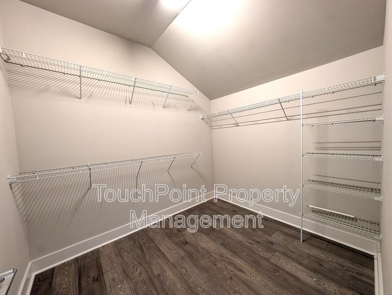 Stunning Contemporary 2 story, 4 bedroom, 3 full bath home is Located in the Merry Oaks Community! property image