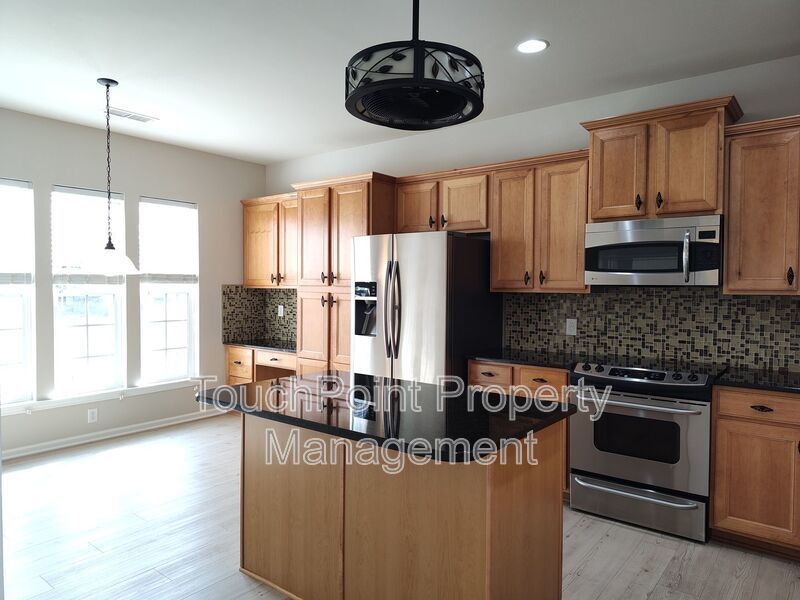 55 + Senior Community Ranch Style Home  Located in the Exclusive Resort-Style Community of Sun City Carolina Lakes! property image