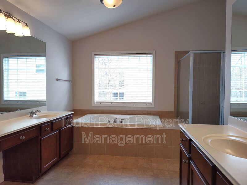 Stunning 2 Story, 4 Bedroom, 4.5 Bath Home Located in the Bridgemill Community in SC! property image