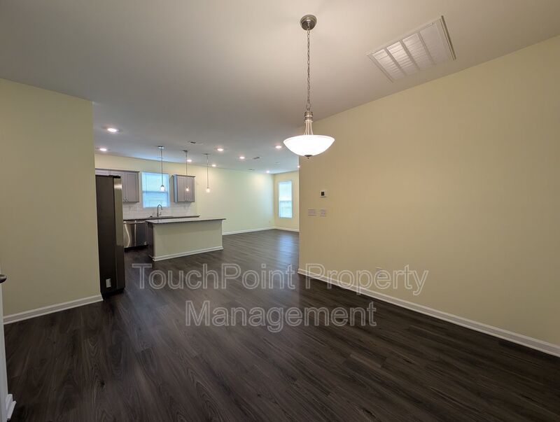 Spacious 4 bedroom, 2 bath Ranch Style Home located in Selwyn Landing ! property image