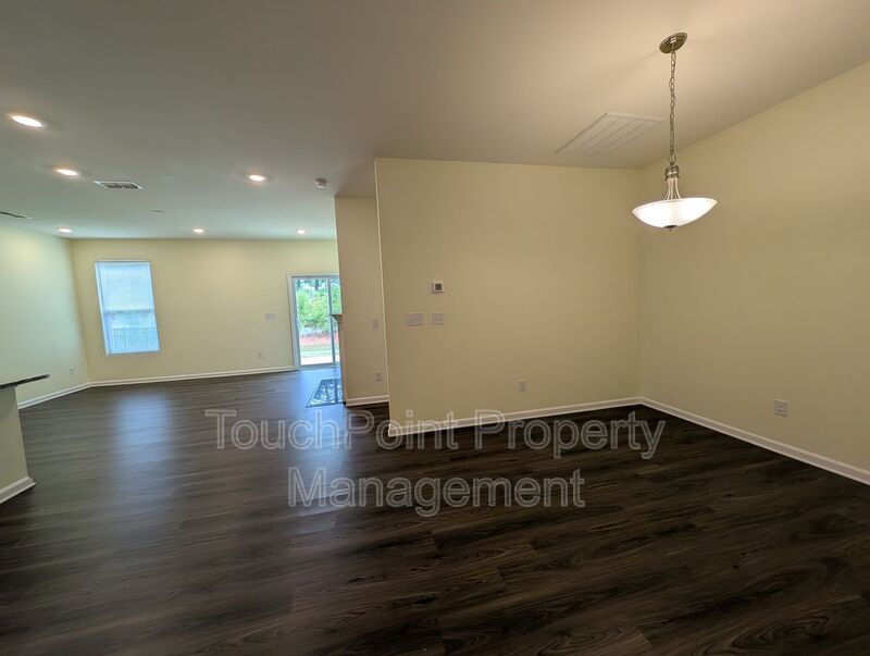 Spacious 4 bedroom, 2 bath Ranch Style Home located in Selwyn Landing ! property image
