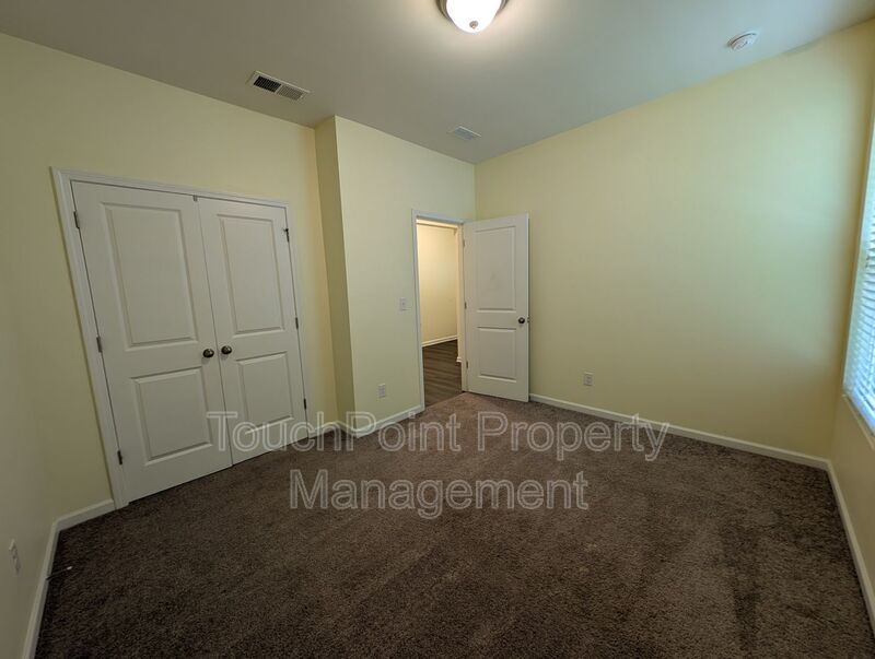 Spacious 4 bedroom, 2 bath Ranch Style Home located in Selwyn Landing ! property image