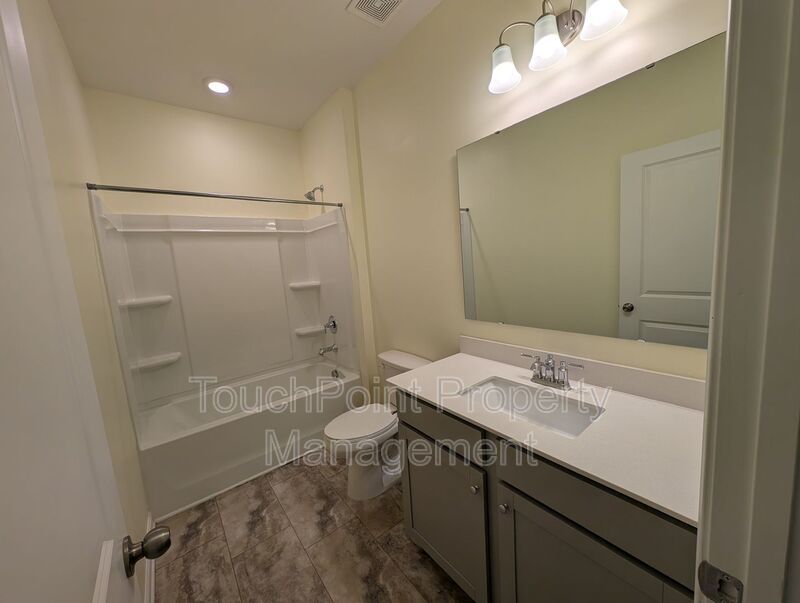 Spacious 4 bedroom, 2 bath Ranch Style Home located in Selwyn Landing ! property image
