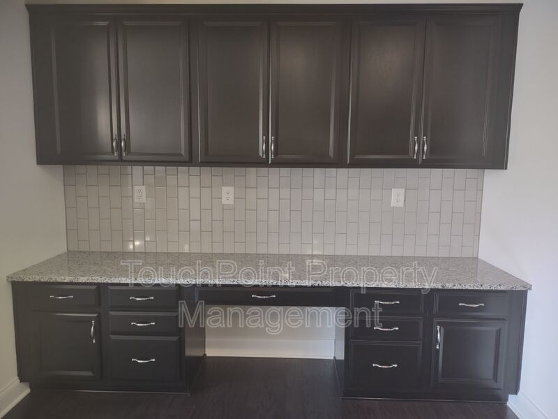3BD/3.5BA Ranch-Style Home in Creek Park! property image